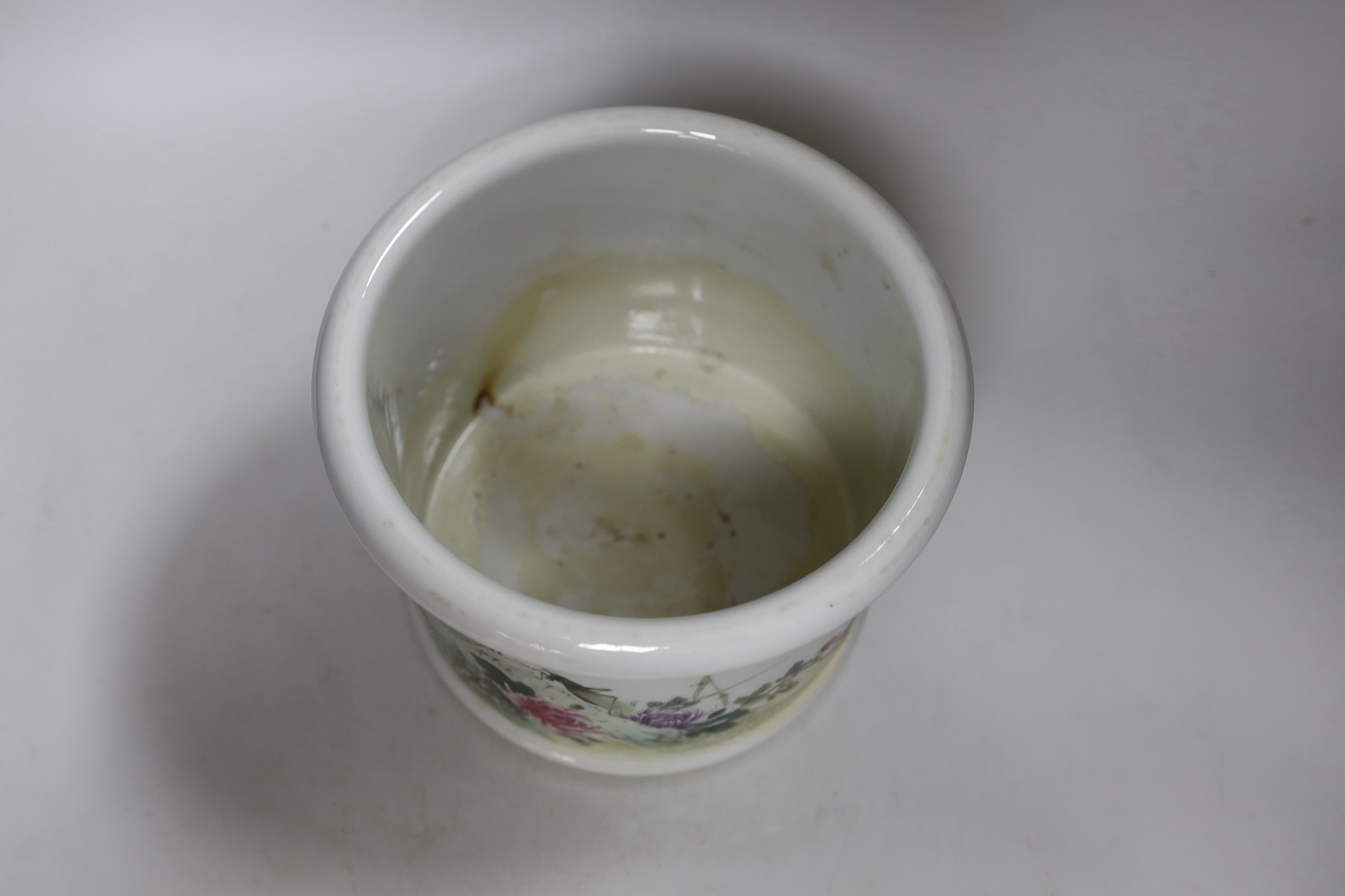 A Chinese famille rose brushpot, bitong, Republic period, 15.5cms high